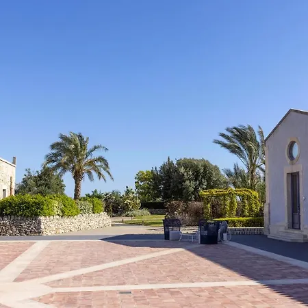 Masseria Del Carrubo נוטו