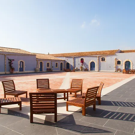 מלון Masseria Del Carrubo