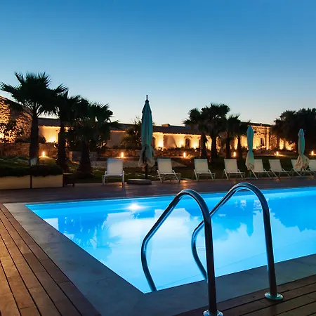 Masseria Del Carrubo 4*
