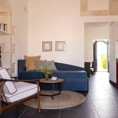 Masseria Del Carrubo 4*