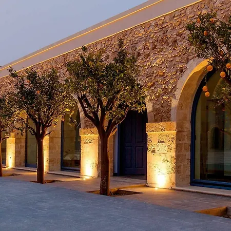 מלון Masseria Del Carrubo נוטו
