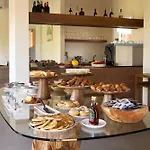 Hotel Masseria Del Carrubo 4*