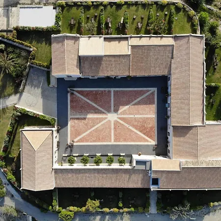 Masseria Del Carrubo Hotel