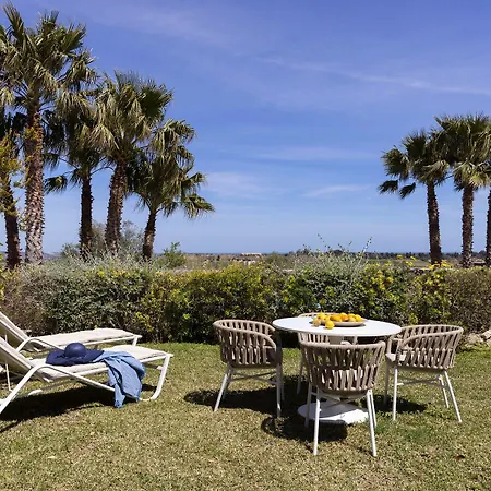 ホテル Masseria Del Carrubo