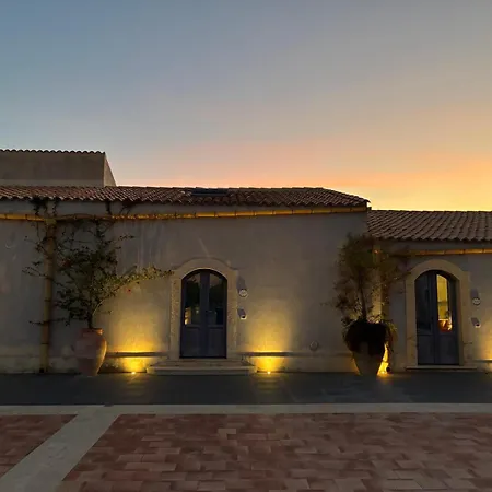 Masseria Del Carrubo Hotel 4*